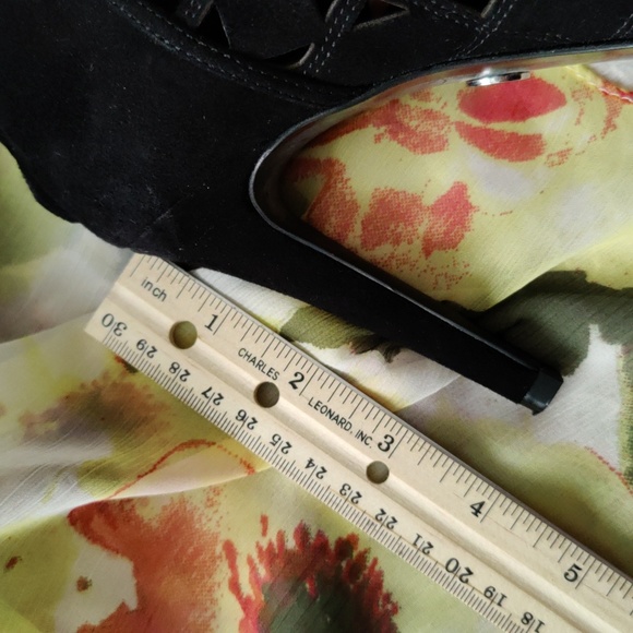 MICHAEL Michael Kors Black Laser Cut Ivy Bootie - Size 37 or US Size 7 - Picture 5 of 12